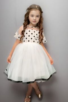 Kız Çocuk Kurdele Toka ve Şerit Detaylı Tüllü Puantiyeli  Beyaz Elbise