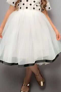 Kız Çocuk Kurdele Toka ve Şerit Detaylı Tüllü Puantiyeli  Beyaz Elbise