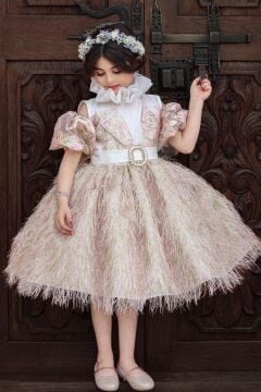 Kız Çocuk Palyaço Yaka Düşük Omuzlu Balon Kollu Eteği Kırçıllı V Kesim Detaylı Pudra Abiye