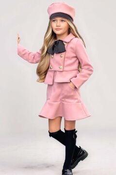 Kız Çocuk Asimetrik Kesim ve Düğme Detaylı Ceket Eteği Fırfır Detaylı Pudra Kaşe Etekli Takım