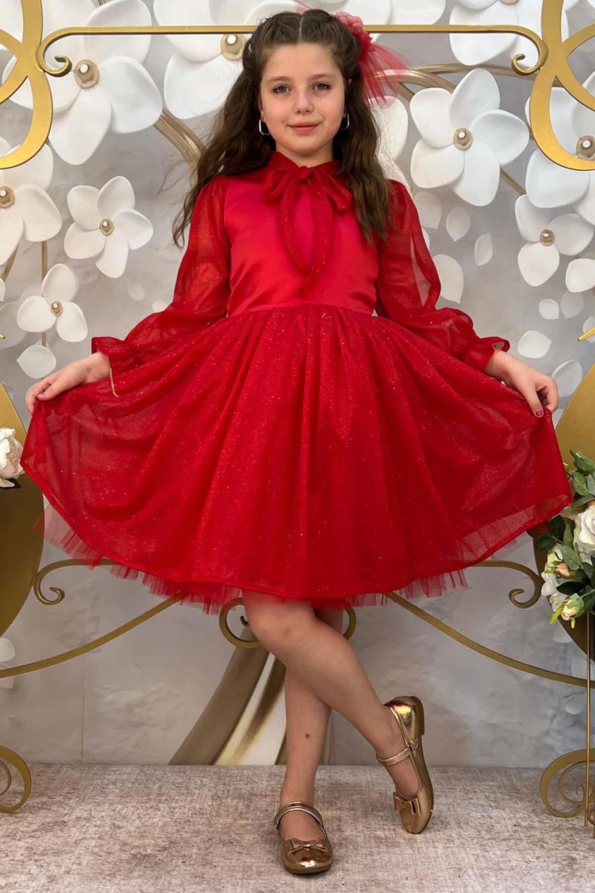 Kız Çocuk Yakası Şal Detaylı Sıfır Yaka Kollarında Yırtmaç Detaylı Simli Kırmızı Abiye