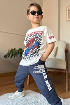Erkek Çocuk Kare Desen ve Spiderman Detay ve Yazı Baskılı T-Shirt Füme Eşofman Takım