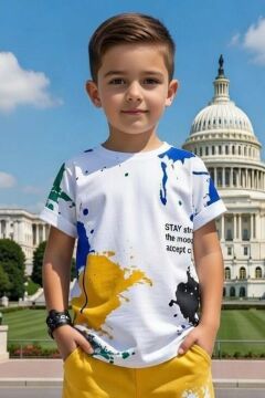 Erkek Çocuk Üzeri Karışık Renkli Boya Detaylı Sarı Şortlu Takım