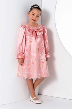 Kız Çocuk Göğsü Kurdele ve Üzeri Kelebek İşlemeli İspanyol Kollu Somon Şifon Elbise