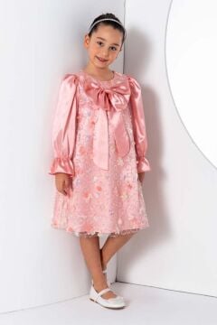 Kız Çocuk Göğsü Kurdele ve Üzeri Kelebek İşlemeli İspanyol Kollu Somon Şifon Elbise