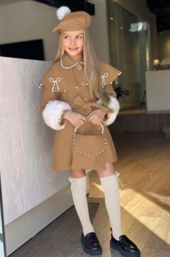 Kız Çocuk Boydan Yakası İnci Taş İşlemeli Şal Detaylı Kemerli Bej Kaşe