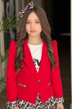 Kız Çocuk Love Yazı Baskı Bluz Leopar Detaylı Kırmızı Blazer Ceket Leopar Detay Pullu Etekli Takım