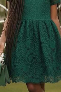 Kız Çocuk Üzeri Dantel İşlemeli İçi Astarlı Simli Yeşil Abiye