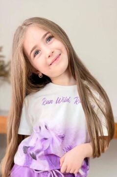 Kız Çocuk Üzeri Digital At ve Yazı Baskılı Lila Şortlu Takım