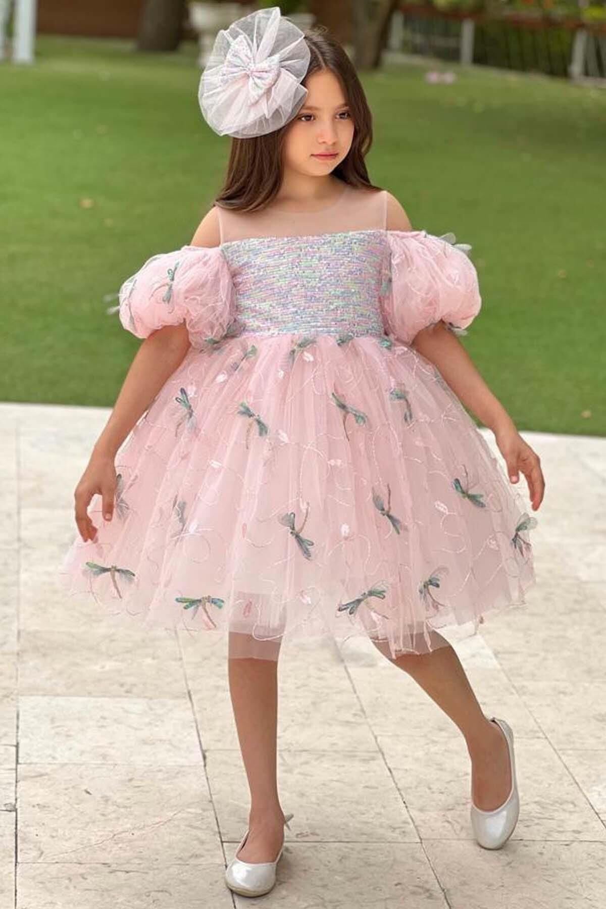 Kız Çocuk Düşük Omuzlu Balon Kollu Göğsü Pulpayet İşlemeli Üzeri Yusufçuk Detaylı Pembe Abiye