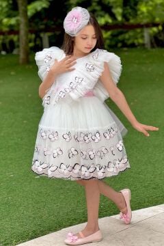 Kız Çocuk Sıfır Kol Omzu Fırfırlı Üzeri Kelebek Desenleri Eteği Tüllü Beyaz Abiye
