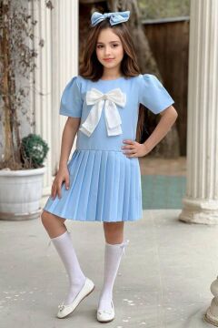Kız Çocuk Göğsü Fiyonk Detaylı Eteği Pliseli Mavi Elbise