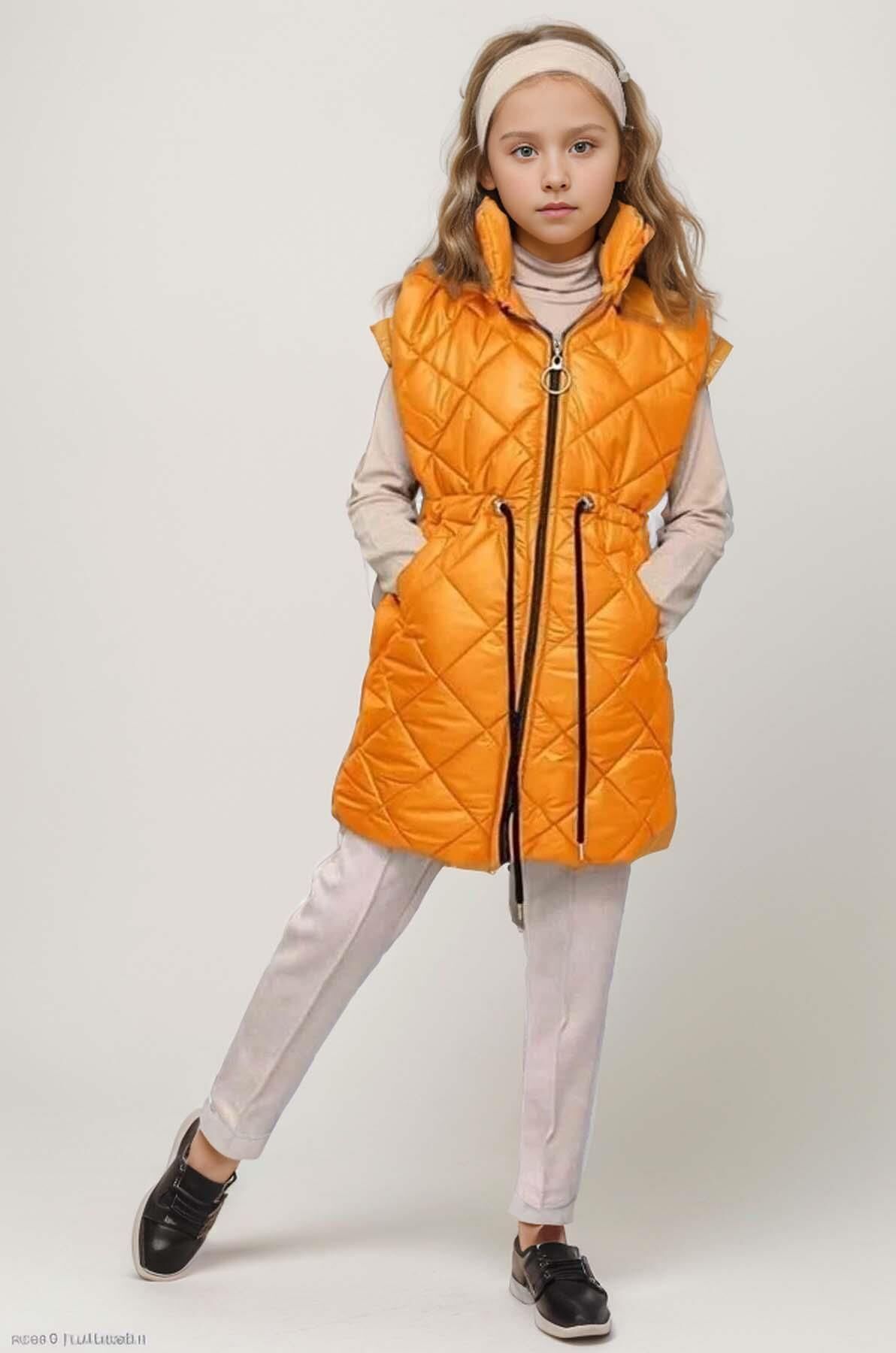 Kız Çocuk Kare Desenli Dikiş Detaylı Uzun Şişme Selective Sarı Yelek Boğazlı Kazak Pantolon Alt Üst Takım