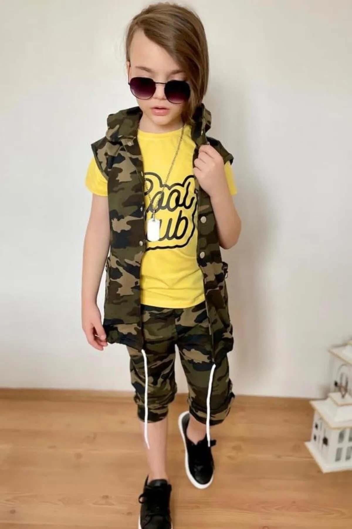 Erkek Çocuk Yazı Baskılı ve Çıtçıt Düğme Detaylı Kamuflaj Sarı Eşofman Takım