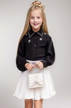 Kız Çocuk Yakası ve Göğsü Taş İşlemeli Siyah Gömlek ve Piliseli Beyaz Etekli Takım