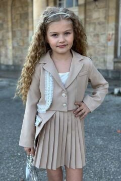 Kız Çocuk Güpür Ve İnci Şerit Detaylı Ceket Asimetrik Kesim Piliseli Bej Etekli Takım