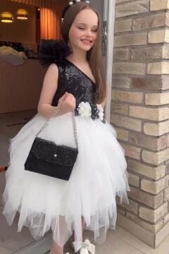 Kız Çocuk Tek Omuz Üstü Pulpayet İşlemeli Önü Çiçekli Tül Tül Siyah Beyaz Elbise