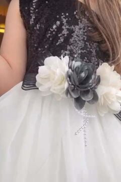 Kız Çocuk Tek Omuz Üstü Pulpayet İşlemeli Önü Çiçekli Tül Tül Siyah Beyaz Elbise