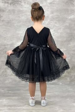 Kız Çocuk Üzeri Puantiye Detaylı Kolları Şeffaf Tüllü Prenses Siyah Elbise