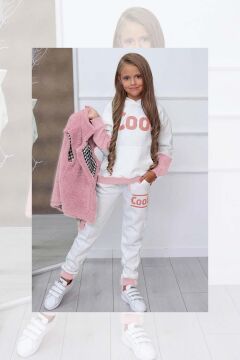 Kız Çocuk Cool Baskılı Kapüşonlu Sweatshirt ve Peluş Yelekli Pembe Eşofman Takım