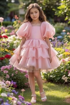 Kız Çocuk Kare Yaka Üzeri Kat Kat Pliseli Balon Kollu Kabarık Somon Abiye