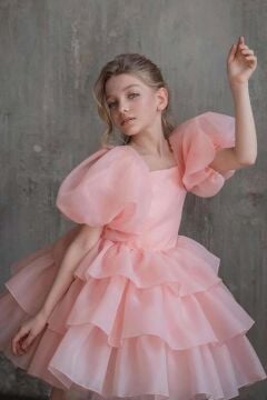 Kız Çocuk Kare Yaka Üzeri Kat Kat Pliseli Balon Kollu Kabarık Somon Abiye