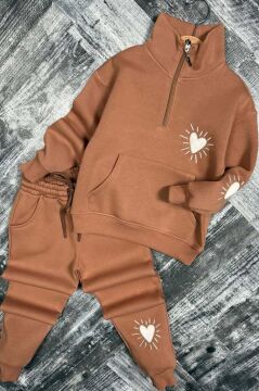 Kız Çocuk Kalp Emoji Baskılı Kanguru Cepli Fermuarlı Sweat Taba Eşofman Takım