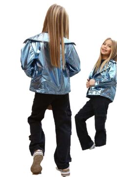 Kız Çocuk Parlak Ceket ve Jean Kargo Cepli Pantolon Mavi Alt Üst Takım