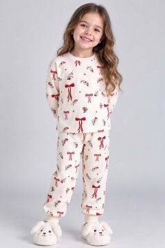 Kız Çocuk Üzeri Kurdela ve Kiraz Desenli Bilekleri Lastikli Krem Pijama Takımı