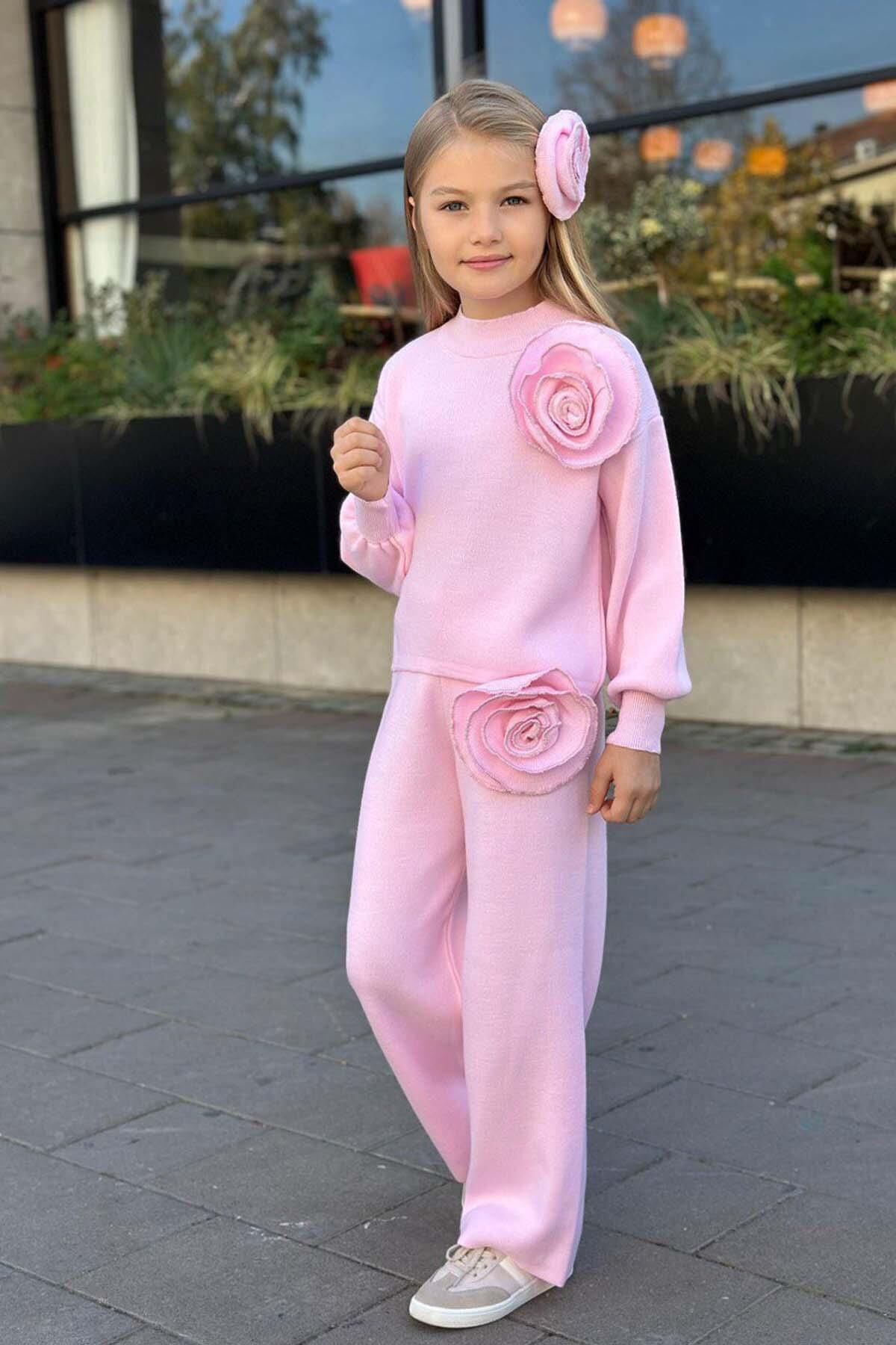 Kız Çocuk Balıkçı Yaka Omuzunda Gül Broşlu Kazak Bol Kesim Pembe Triko Alt Üst Takım