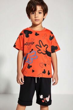 Erkek Çocuk Bisiklet Yaka Üzeri El ve Ayıcık Baskılı Turuncu Şortlu Takım