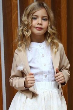 Kız Çocuk Broşlu Ceket ve Şifon Balon Krem Etekli Takım
