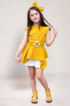 Kız Çocuk Sıfır Kol Asimetik Kesim Kemerli Sarı Tunik Şortlu Takım