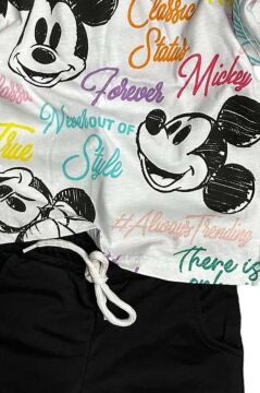 Erkek Çocuk Renkli Yazılar ve Karakter Baskılı Siyah Şortlu Takım