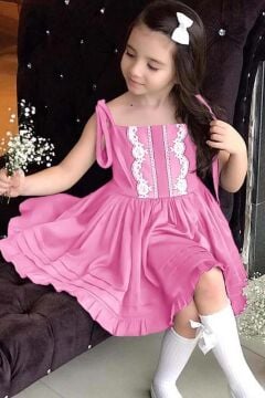 Kız Çocuk İp Askılı Bağlamalı Göğsü Dantel İşlemeli Pileli Pembe Keten Elbise