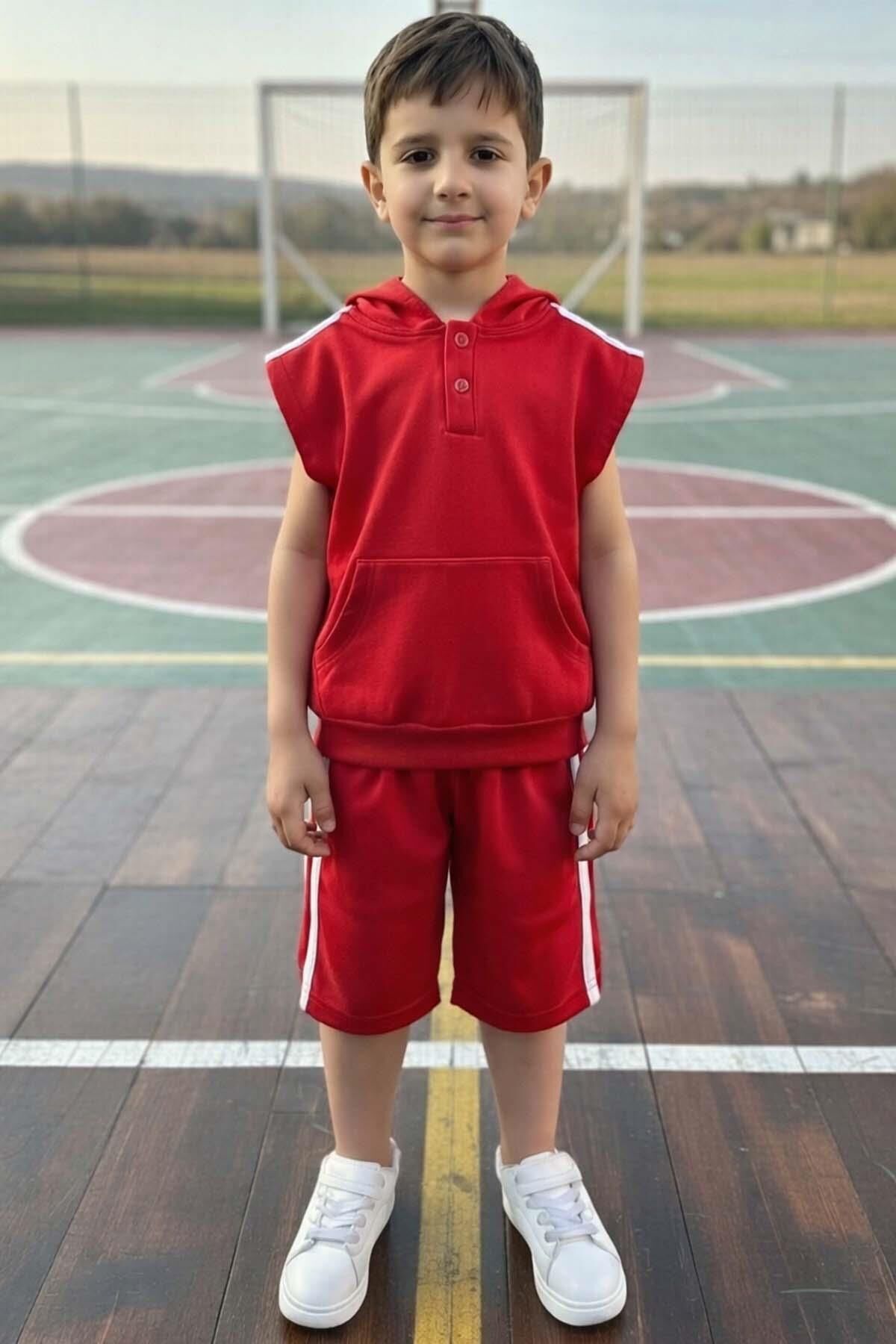 Erkek Çocuk Bisiklet Yaka T-shirt,Kanguru Cepli Kolsuz Sweathirt Şerit Detaylı Kapri Eşofman Takım