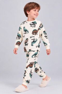 Erkek Çocuk Üzerinde Dino ve Kaykay Baskılı Krem Pijama Takımı
