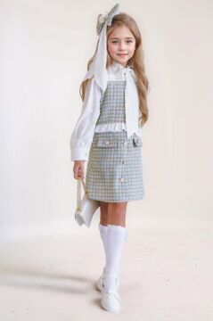 Kız Çocuk Yakası Bağlama Detaylı Kolları Şifon Beli Fırfırlı Üzeri Şanel Kumaş Yeşil Elbise