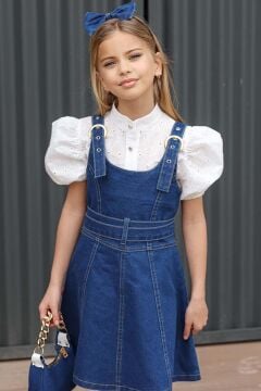 Kız Çocuk Dokuma İşlemeli Gömlek ve Askı Detaylı Jean Mavi Elbise