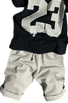 Erkek Çocuk Üzeri Sayı Baskılı Penye T-Shirt Kargo Cepli Şortlu Takım