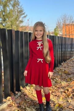 Kız Çocuk Bisiklet Yaka Önden Kurdela Detaylı Kazak Pliseli Triko Kırmızı Etekli Takım