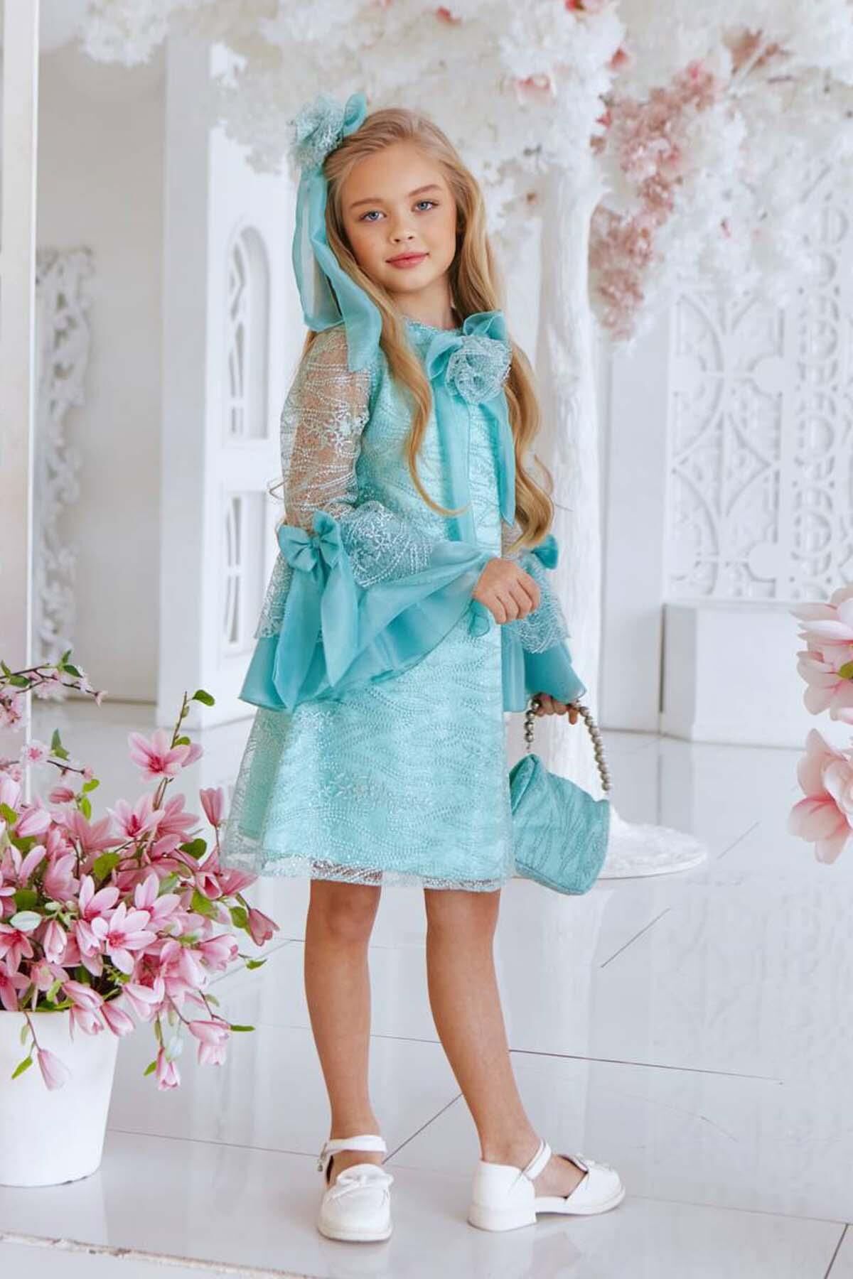 Kız Çocuk Boydan Üzeri Dantel İşlemeli Fiyonk Detaylı İspanyol Kollu Su Yeşili Elbise