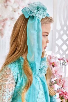 Kız Çocuk Boydan Üzeri Dantel İşlemeli Fiyonk Detaylı İspanyol Kollu Su Yeşili Elbise