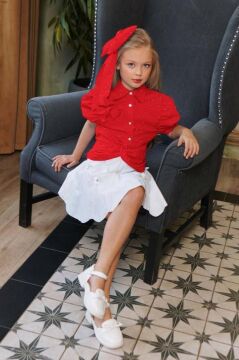 Kız Çocuk Balon Kol Üzeri Boydan Taş İşleme Asimetrik Kesim Kırmızı Gömlek Çiçek Motif Etekli Takım