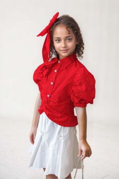 Kız Çocuk Balon Kol Üzeri Boydan Taş İşleme Asimetrik Kesim Kırmızı Gömlek Çiçek Motif Etekli Takım
