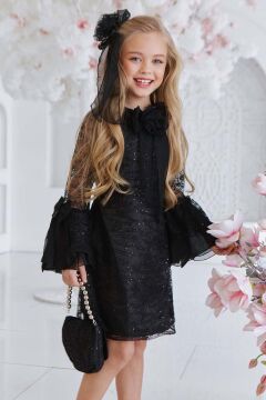Kız Çocuk Boydan Üzeri Dantel İşlemeli Fiyonk Detaylı İspanyol Kollu Siyah Elbise