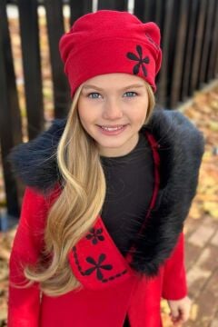 Kız Çocuk Yakası Kürk ve Yonca Detaylı Etekli Kırmızı Kaşe