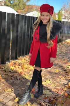 Kız Çocuk Yakası Kürk ve Yonca Detaylı Etekli Kırmızı Kaşe