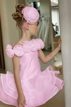 Kız Çocuk Madonna Yaka Beli Kabarık Fırfırlı Pembe Abiye