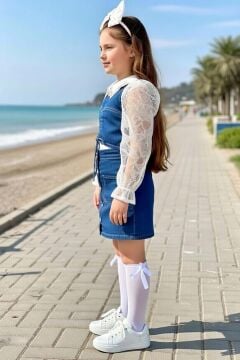 Kız Çocuk Çıkarılabilir Taş Detaylı Yaka Kolları Dantel ve Şeffaf Tüllü Bluz ve Jean Etekli Takım